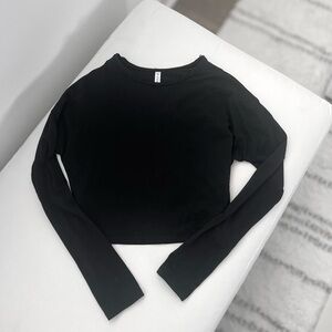 Fabletics Long Sleeve Crop Top in Size XXS